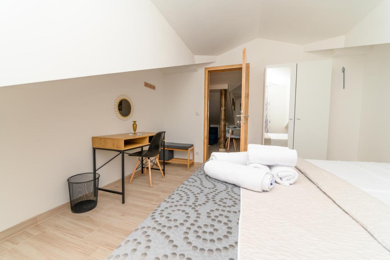 Apartments Forever Miholascica Экстерьер фото