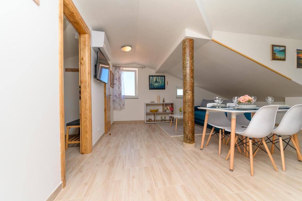 Apartments Forever Miholascica Экстерьер фото