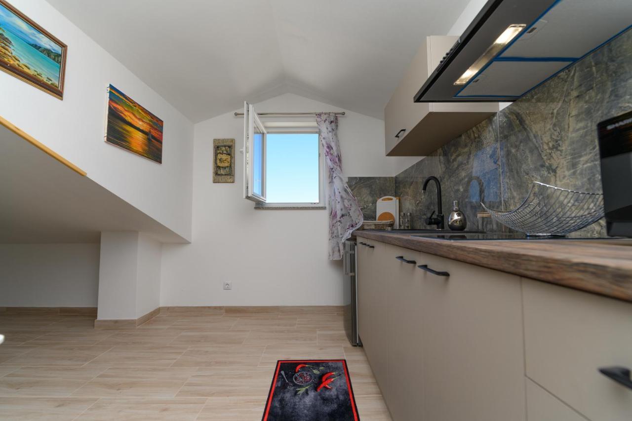 Apartments Forever Miholascica Экстерьер фото