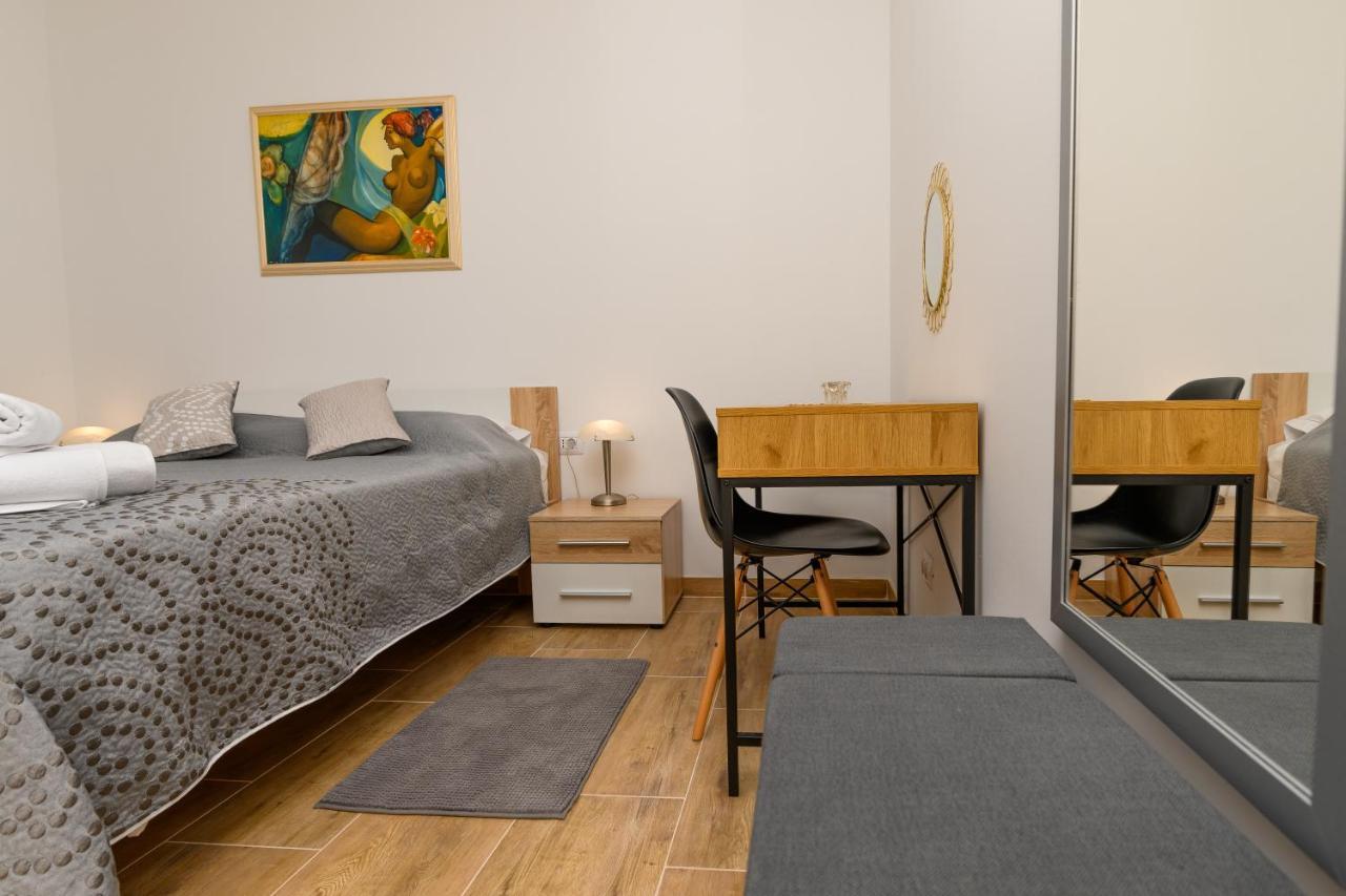 Apartments Forever Miholascica Экстерьер фото
